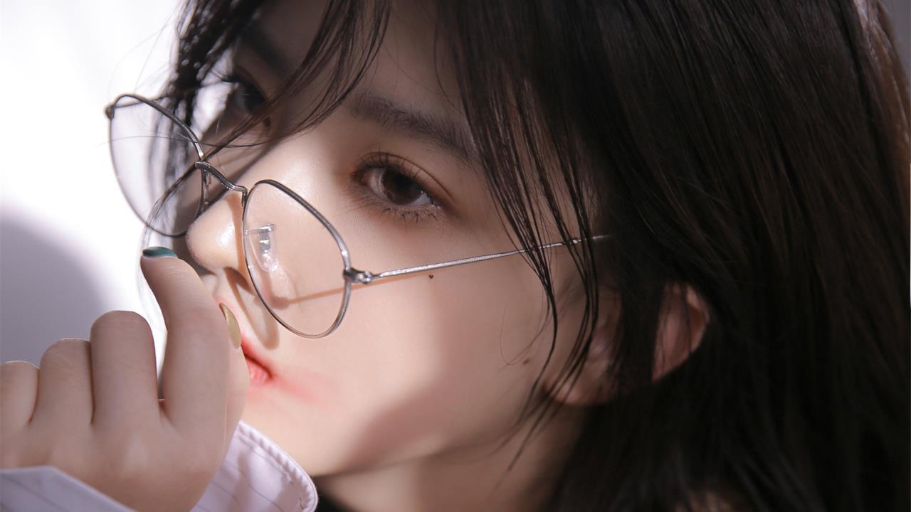 口袋妖怪机器，探索你的专属神奇世界